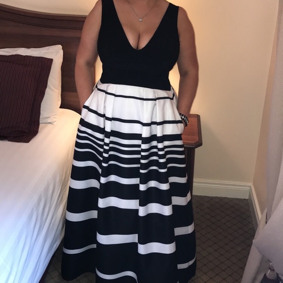 David's Bridal Dresses & Skirts - David’s Bridal black and white striped dress